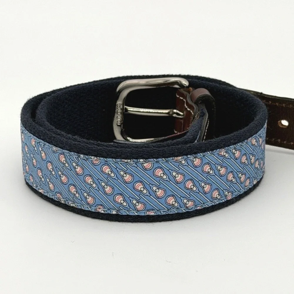 Vineyard Vines Men's Belt Size 28 Blue Whale Print Canvas‎ w/ Leather Tabs NWOT